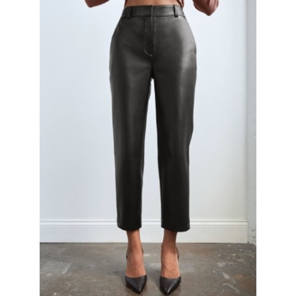 Aritzia Babaton Black Vegan Leather‎ Command Cropped Pant Straight Pants Size 2